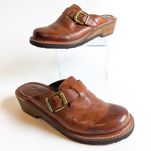 earth shoes mules